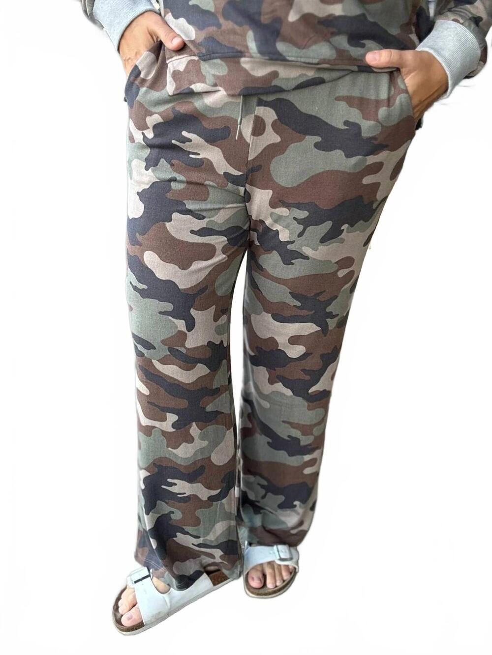 NEW HEM & THREAD brushed jersey lounge pants in camo